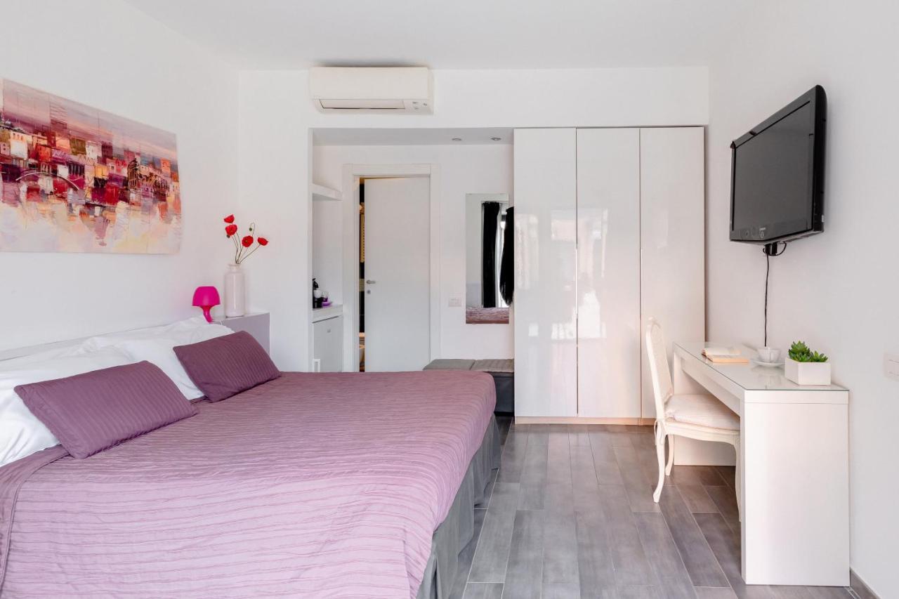 Rhome Accomodation Rom Exterior foto